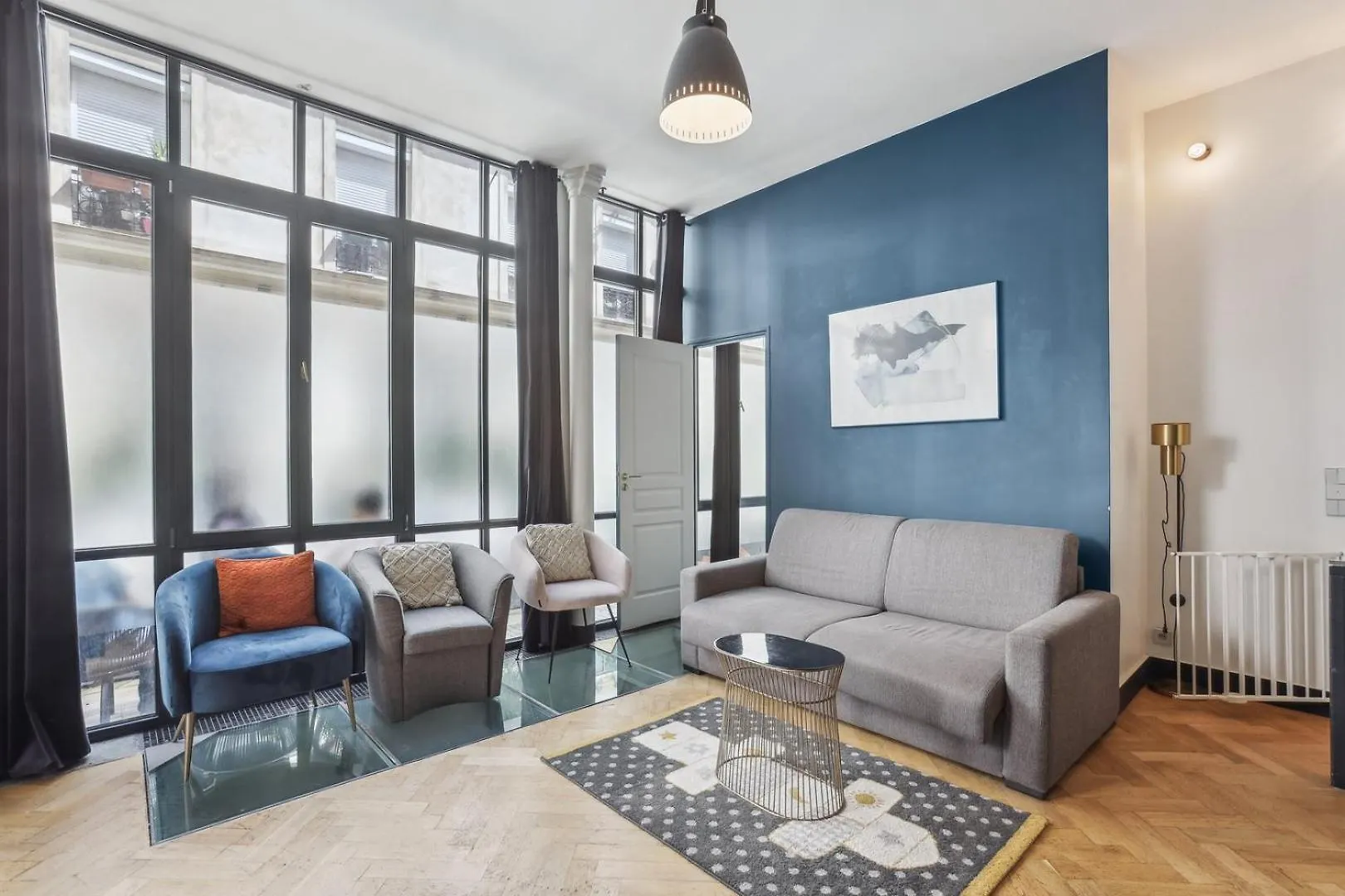 Bluestay 19 - A 11 Paris